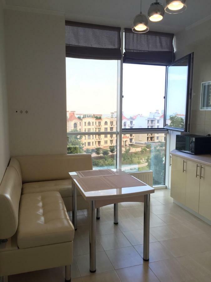 Apart Arcadia Kadorr 8 Odessa Dış mekan fotoğraf